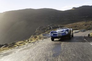 Read more about the article Ecurie Ecosse LM-C Model Pays Tribute To The Jaguars Of Yesteryear